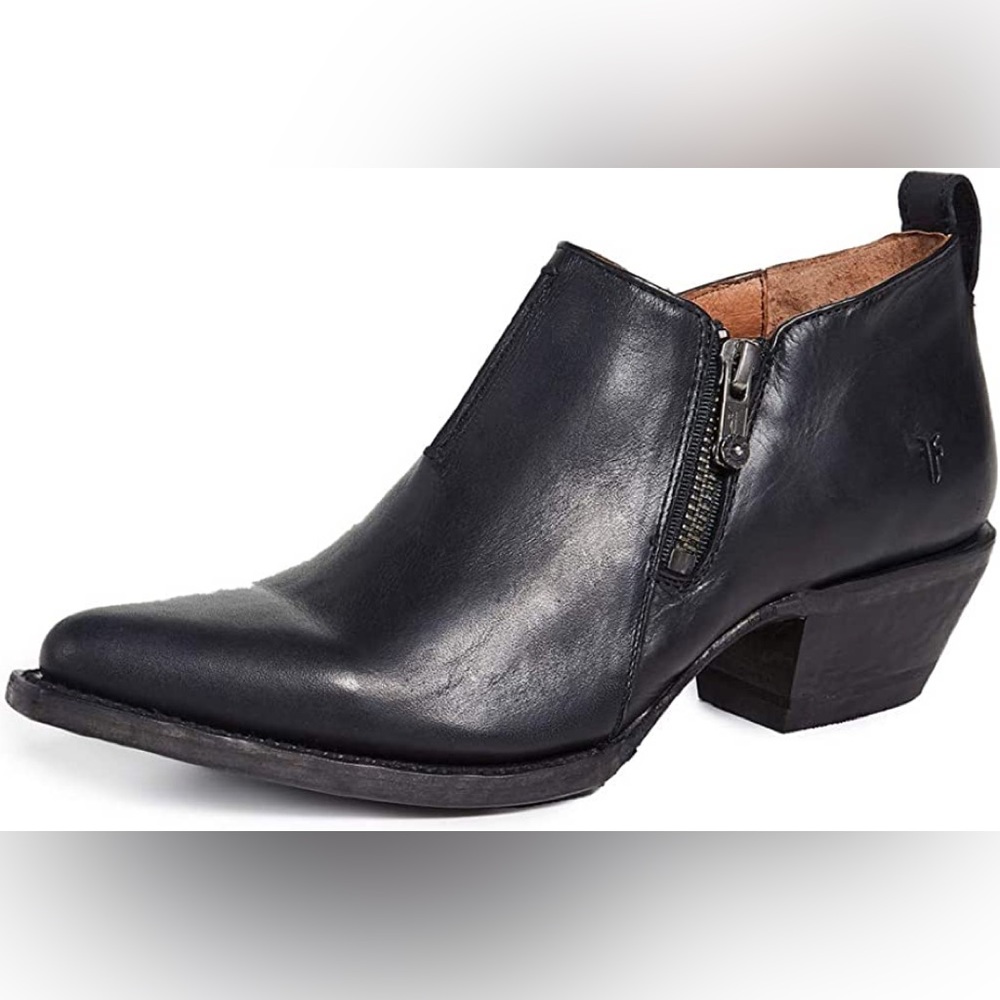 Frye Sacha Moto Shootie Women's Shoes in Black size 8B Western